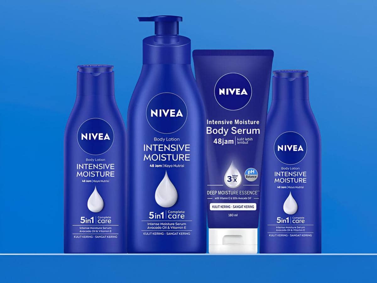Nivea Intensive Moisture Body Milk Night Lotion (shopee.co.id/NIVEA Official Store)